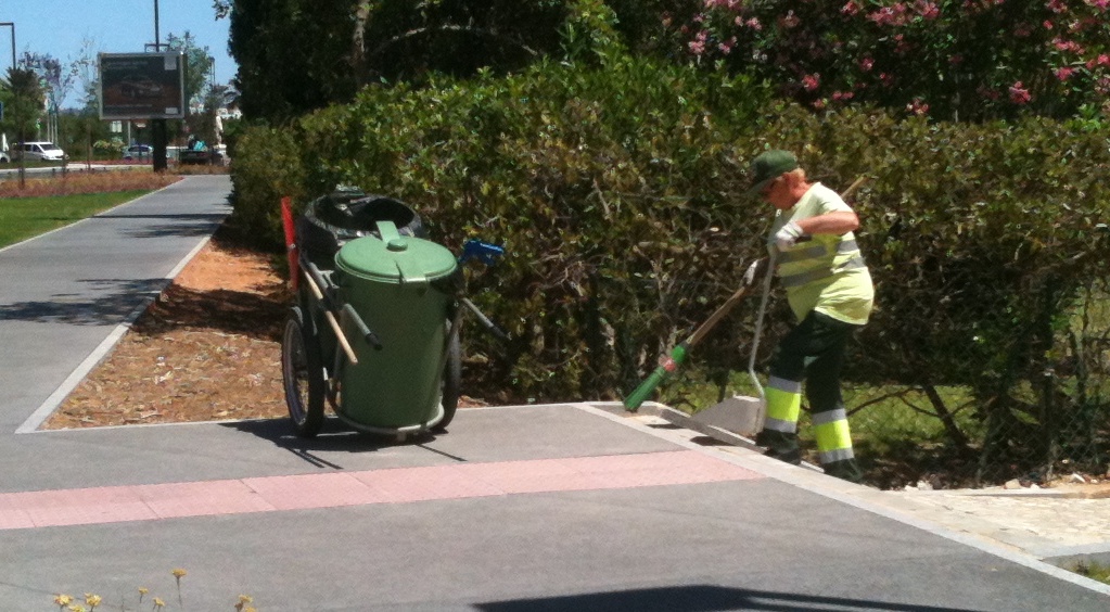 Vilamoura street cleaning comes of age!
